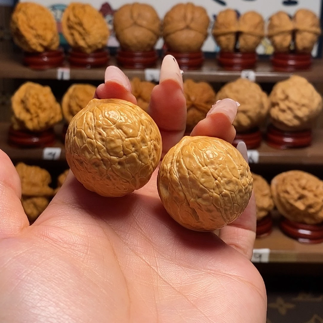 核桃35蛇皮球111111