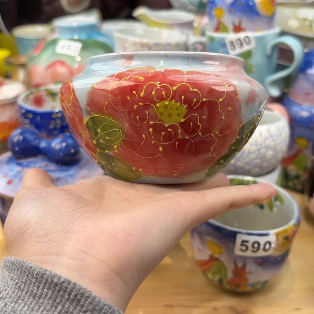 瓷片兔兔好可爱呀打一