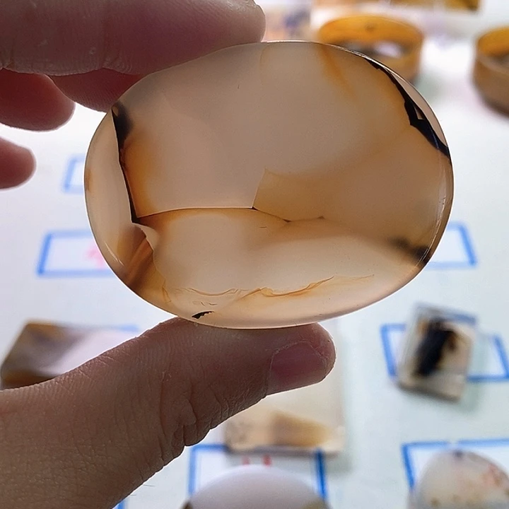 玛瑙/玉髓未镶嵌珠宝半成品