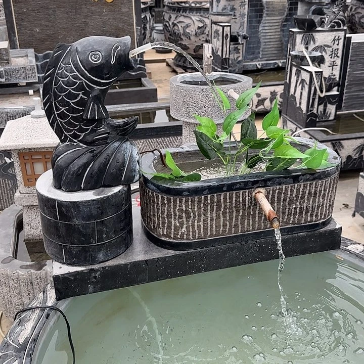 石材莫*皓青石吐水鱼
