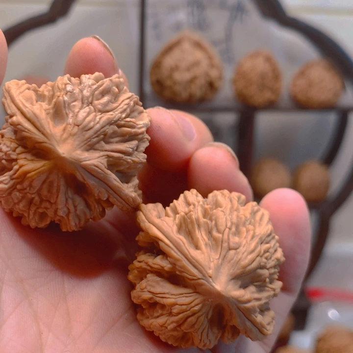 最***子吊坠文玩核桃麦虎