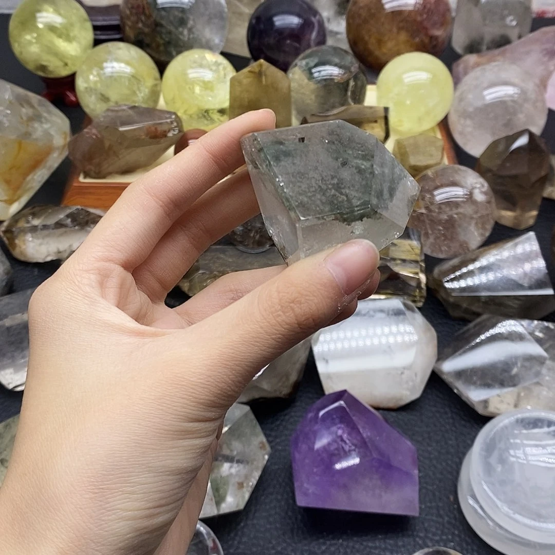 珠宝半成品水晶未镶嵌186水晶石