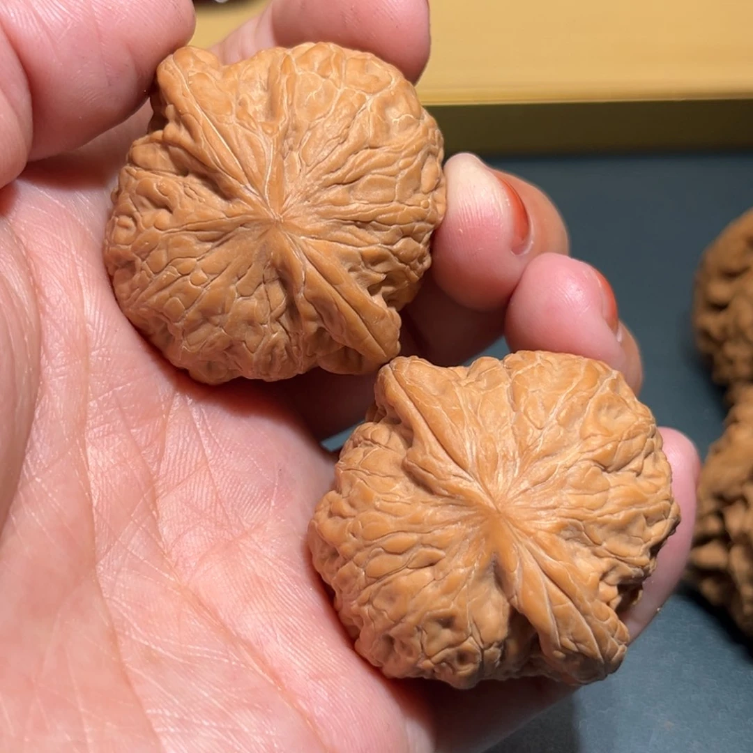 文玩核桃把件铁锤，40