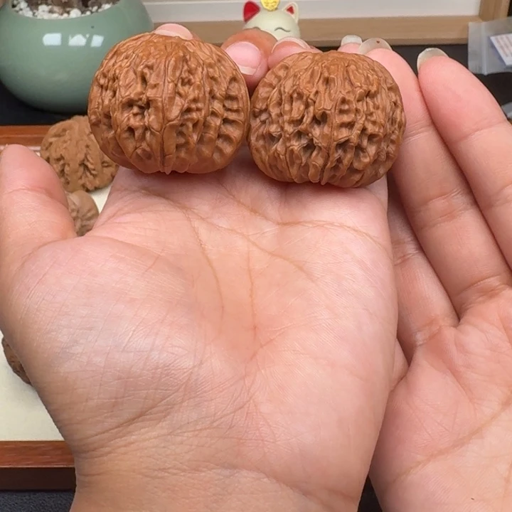 文玩核桃把件全品磨盘精品40