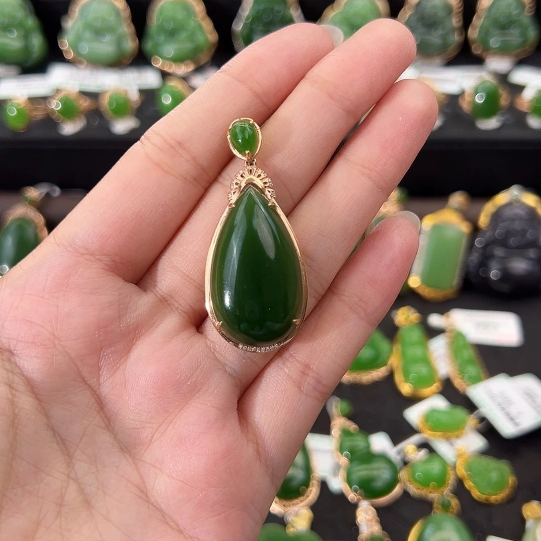 和田玉18K金镶嵌吊坠(不含链)