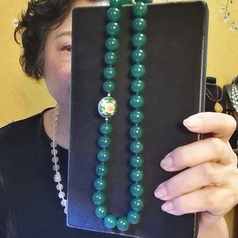 玛瑙/玉髓颈饰未镶嵌