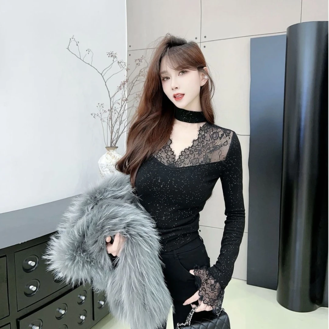 气质V领打底上衣全身细闪2025秋冬设计感修身显瘦内搭拼接挂脖衫