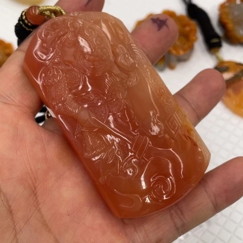 【闪购商品】石英质玉（黄龙玉）未镶嵌吊坠(不含链)椒***粒