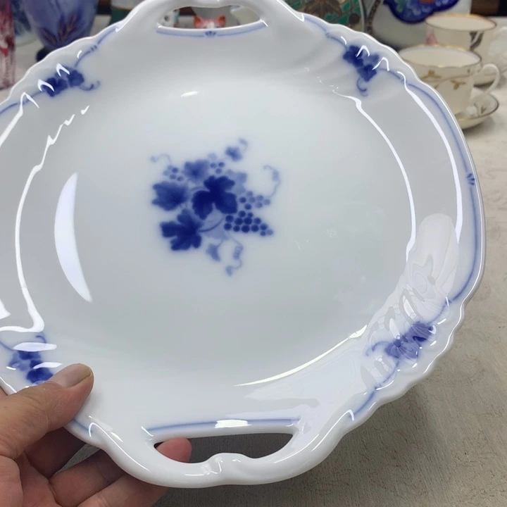 杨***g金瓷阁精品瓷器漂亮