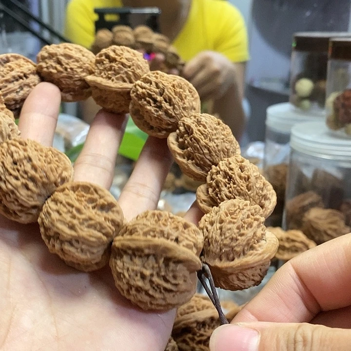 【闪购商品】核桃把件30蚂蚁沟手持黄