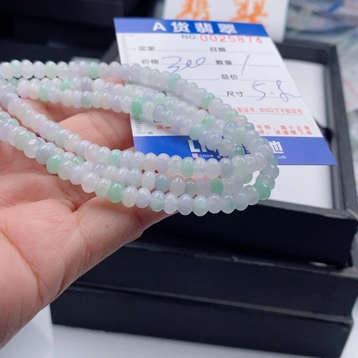 未镶嵌手链翡翠多样性