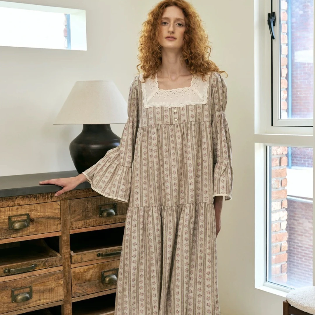 ULLALA  秋季甜美碎花方领 喇叭长袖家居服睡裙女