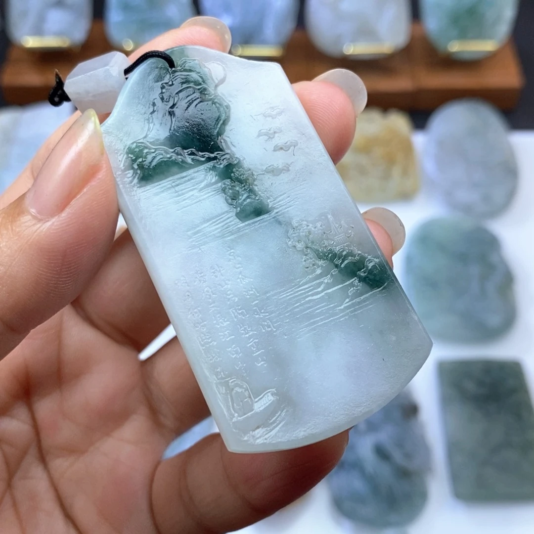 定制翡翠未镶嵌山水