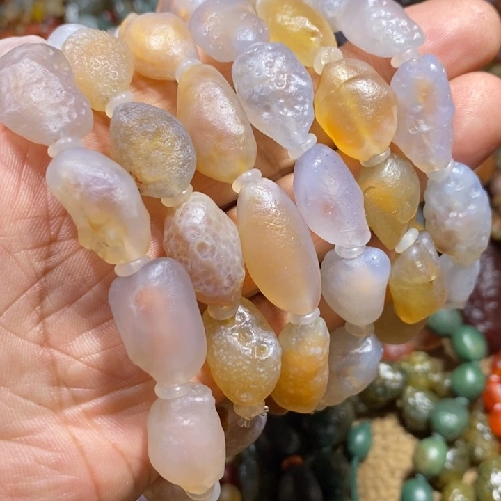 陶瓷6条200元，戈壁石