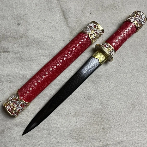 2673 龙泉昊天宝剑陨铁山水纹排珠鱼皮未开刃