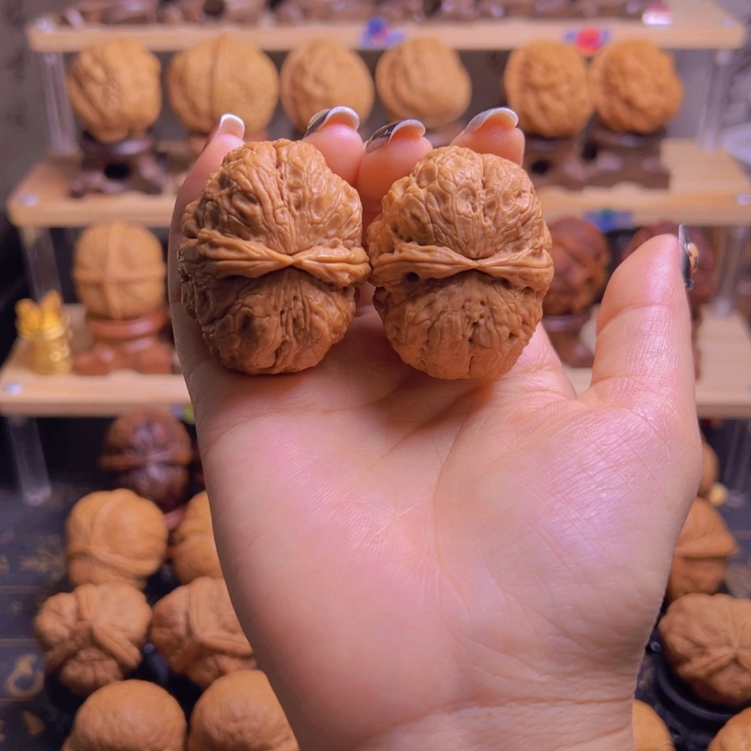 桃核把件金甲疙瘩包H20、43……