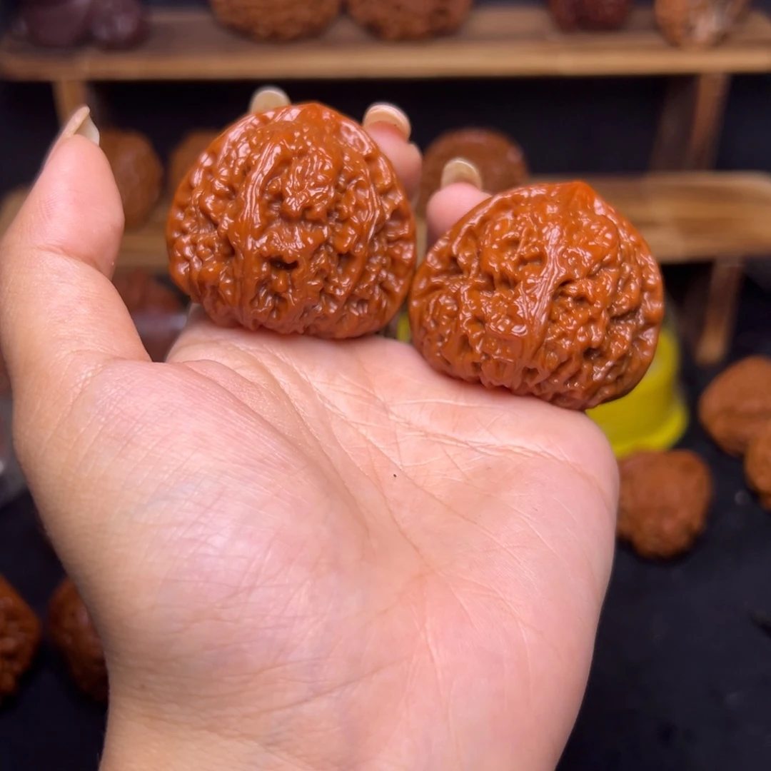 L***Z桃核把件平谷凹底福利