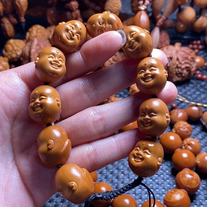 吊坠橄榄核十分开心
