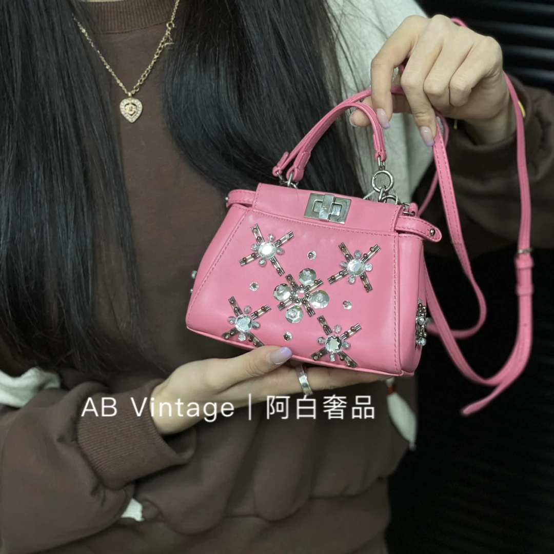 95新 FENDI/芬迪 阿白奢品/芬迪 重工迷你peekaboo单肩包