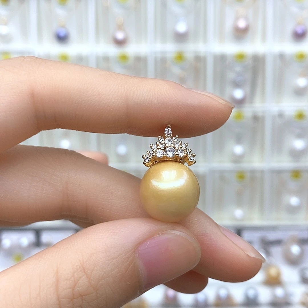 淡水珍珠合金颈饰