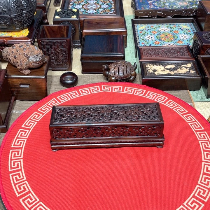 紫檀木类成套家具