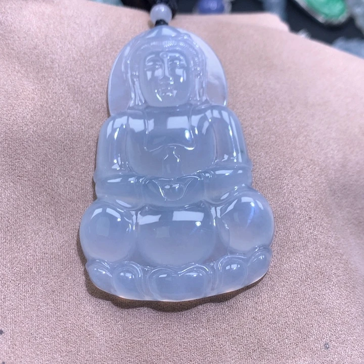 翡翠未镶嵌颈饰，*方缅甸翡翠