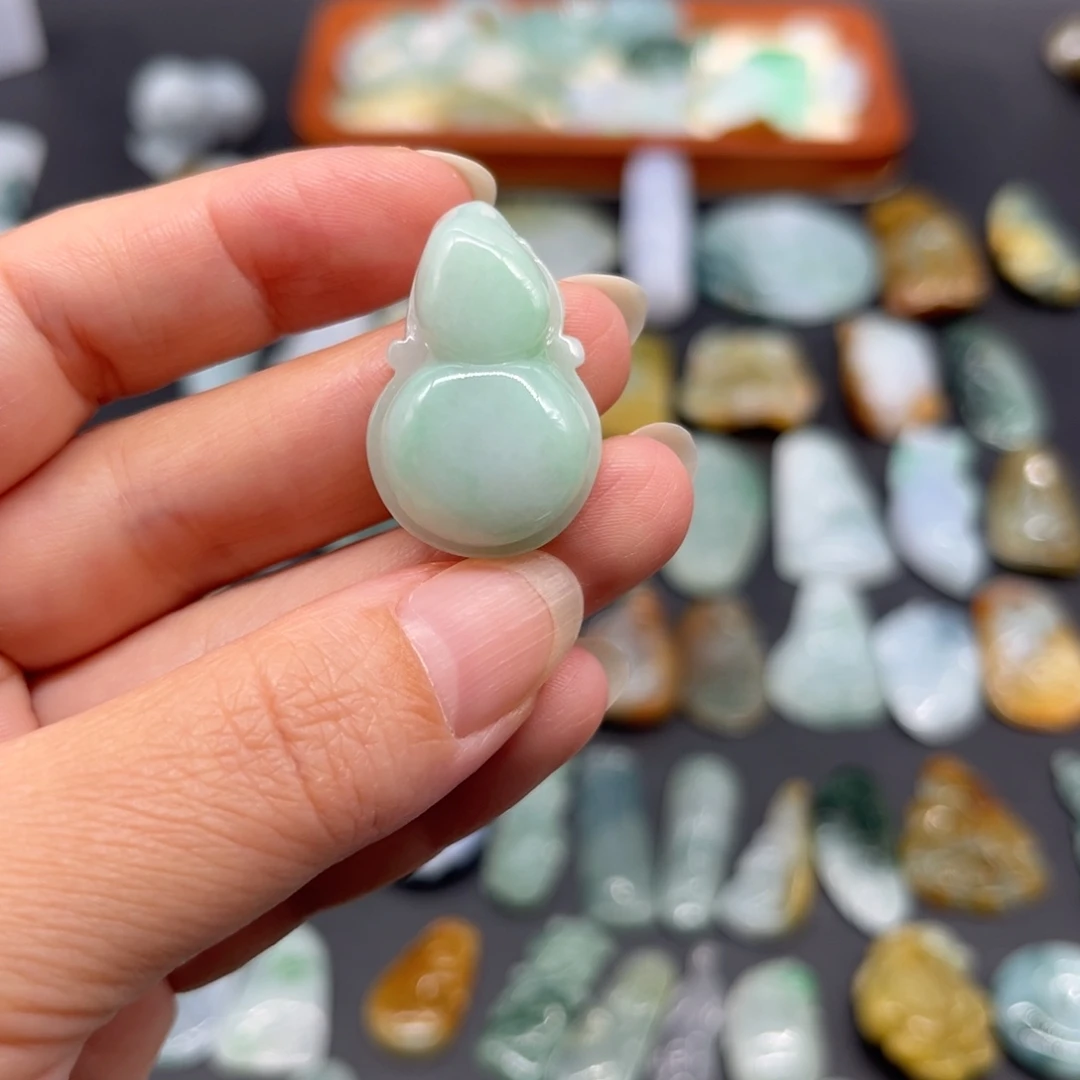 颈饰未镶嵌翡翠葫芦