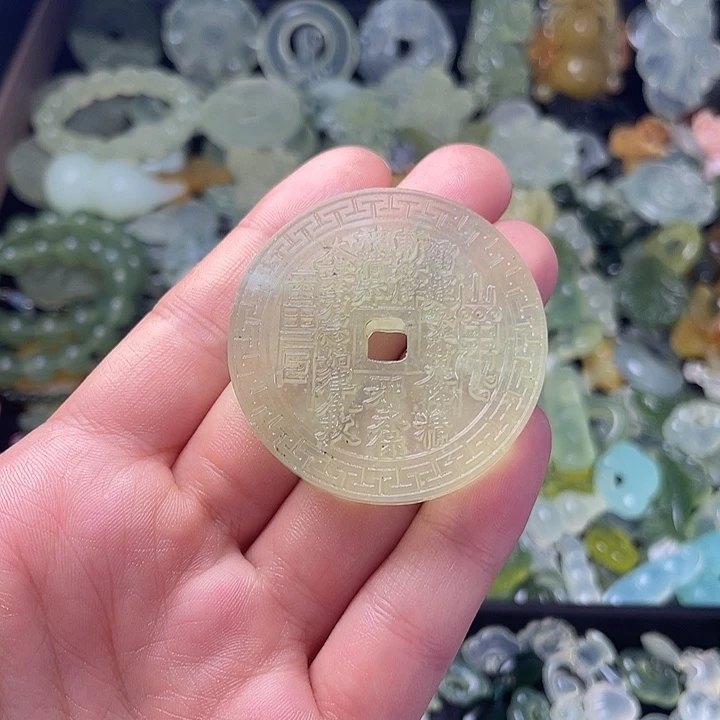 蛇纹石玉合金颈饰山鬼