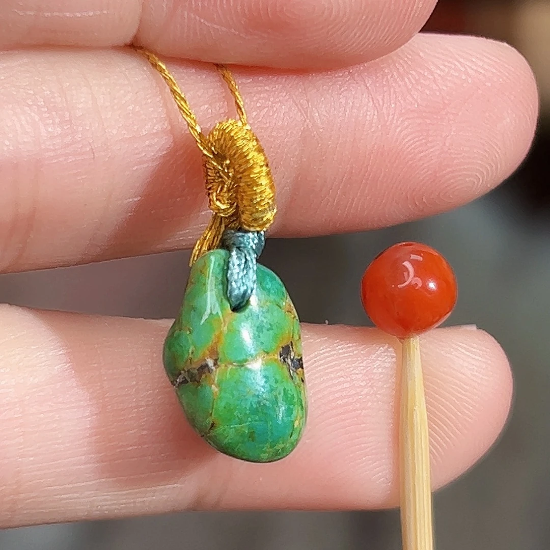 南红玛瑙未镶嵌珠宝奇石