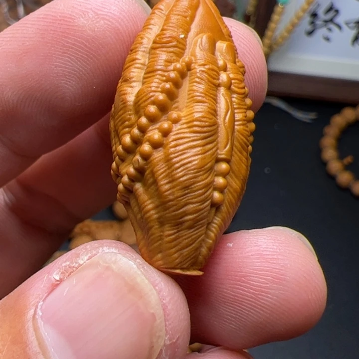 晨***康猴头核桃手串看看咯