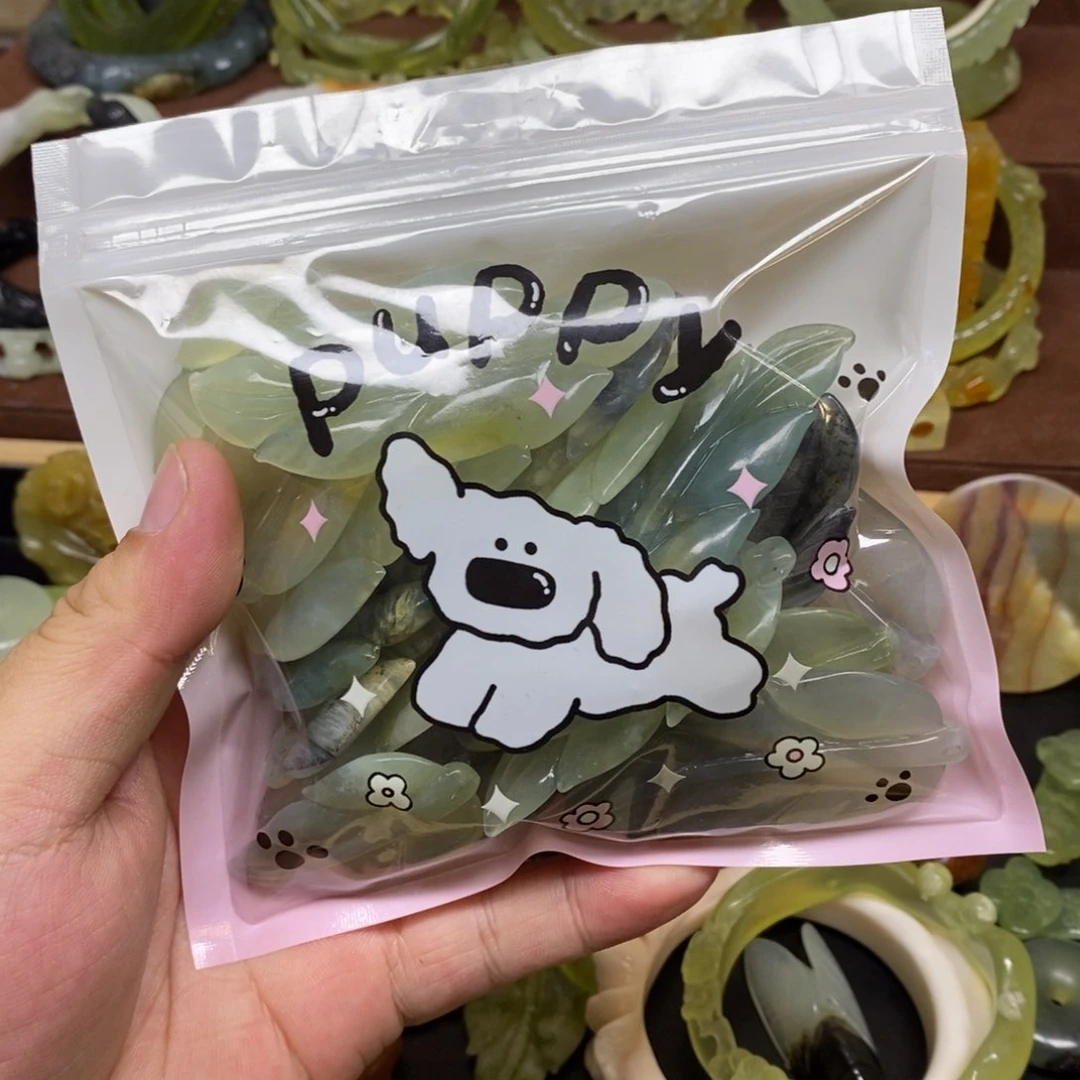 蛇纹石玉吊坠(赠链)未镶嵌跑****外