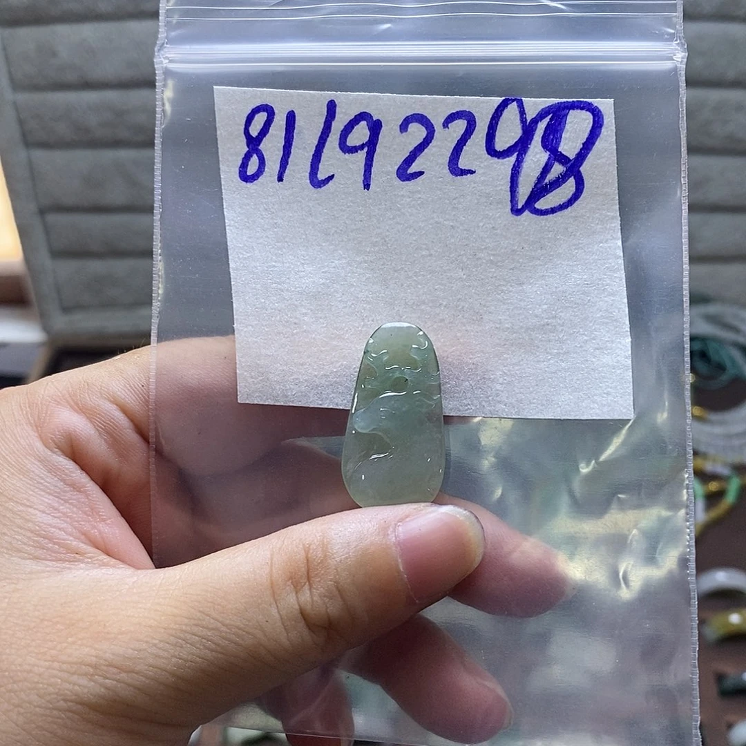 未镶嵌定制翡翠翡翠