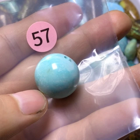 无非金属配饰品店