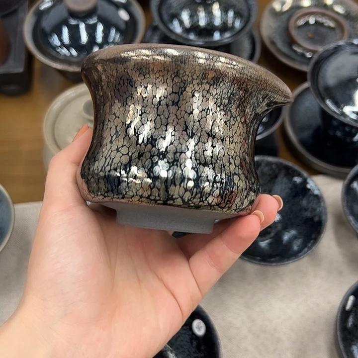 茶盏左*强在栖落直播间选的好好看啊