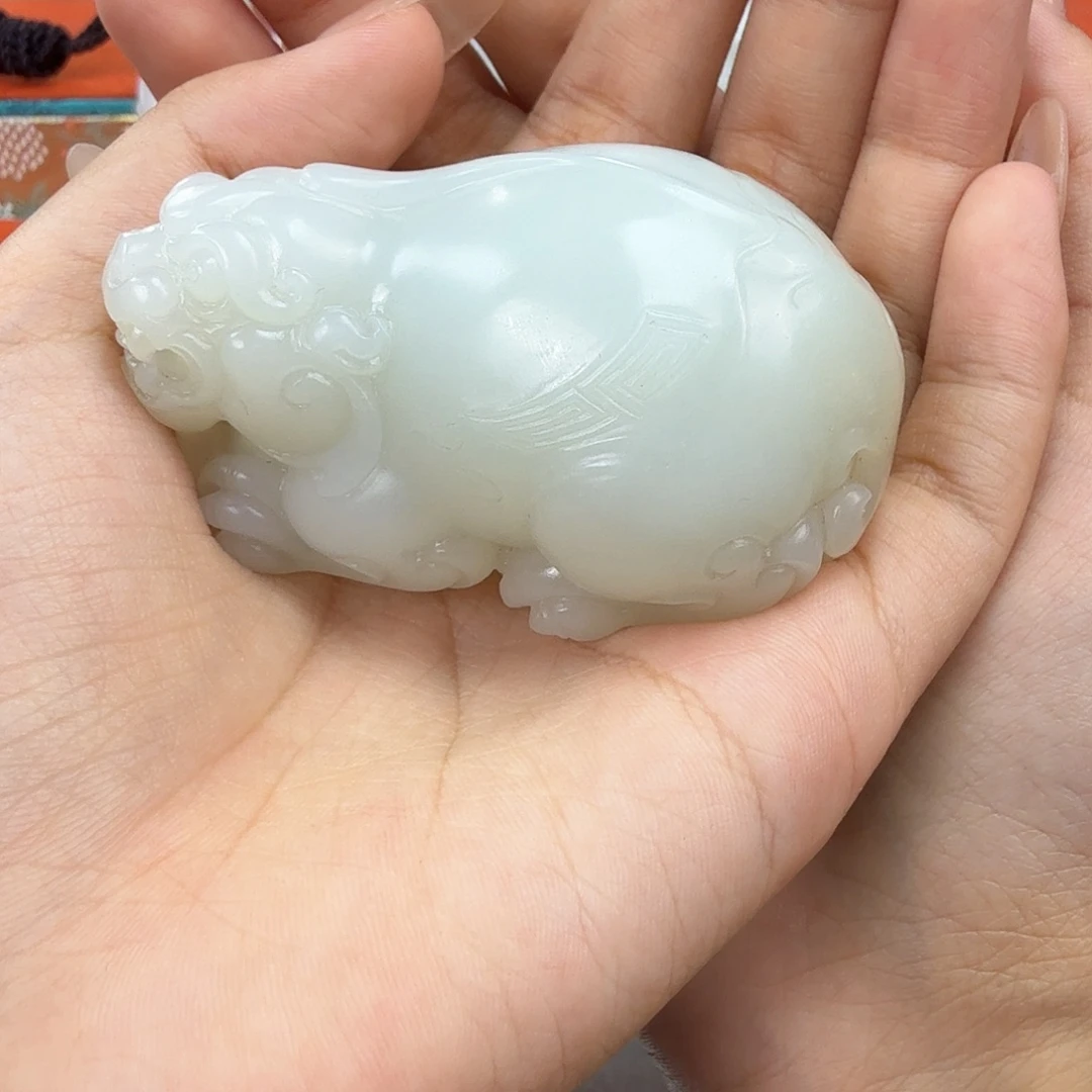 上***水颈饰未镶嵌和田玉