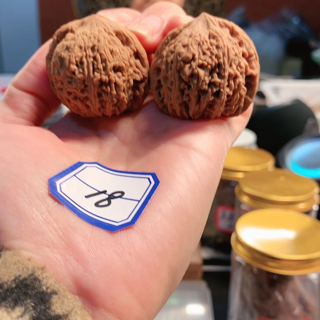 【闪购商品】吊坠文玩核桃绣球 36尺