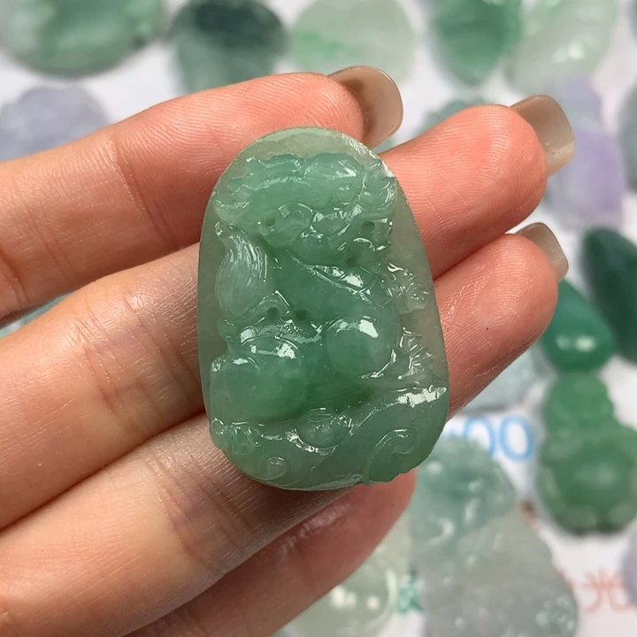 定制翡翠未镶嵌翡翠