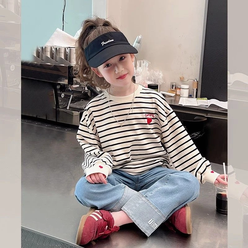 儿童秋季新款条纹卫衣女童时尚穿搭长袖中大童洋气圆领套头上衣1