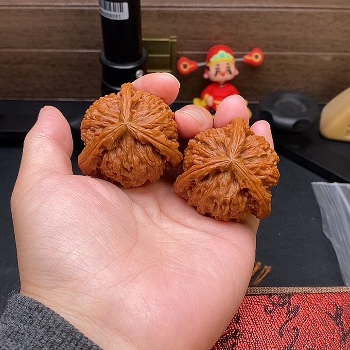 元***y把件文玩核桃白奔