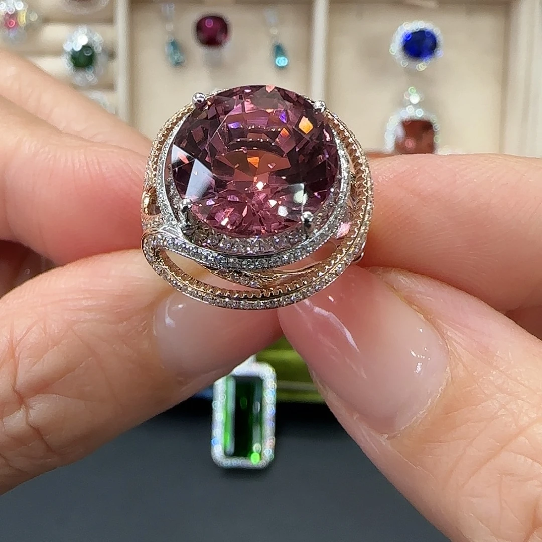 戒指碧玺18K金镶嵌10.38ct