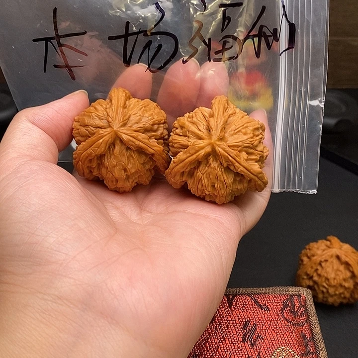 地***爸把件文玩核桃白奔