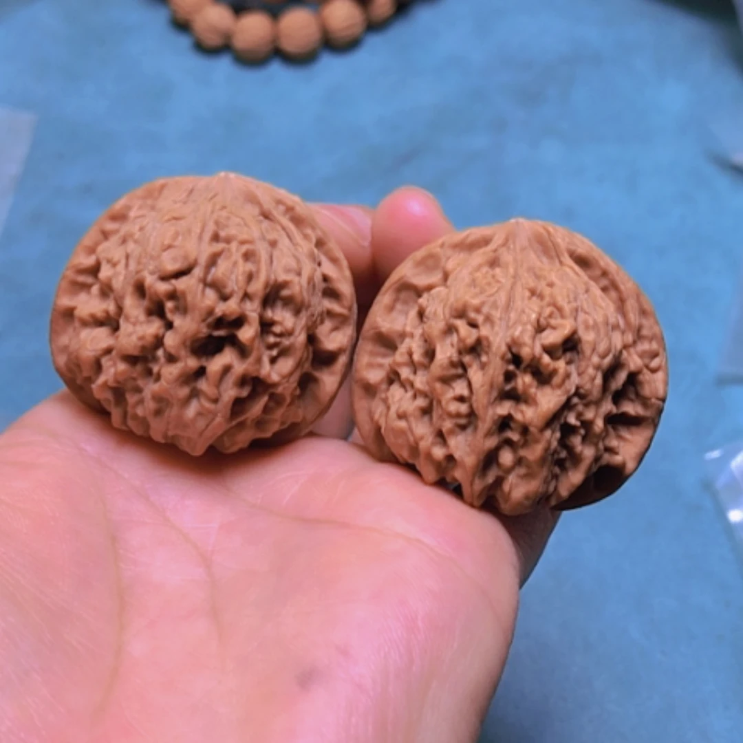 【闪购商品】核桃摆件39千佛山黄尖