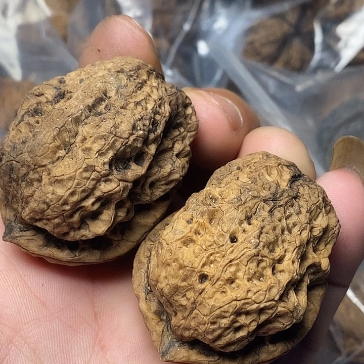 把件文玩核桃云南铁核桃69