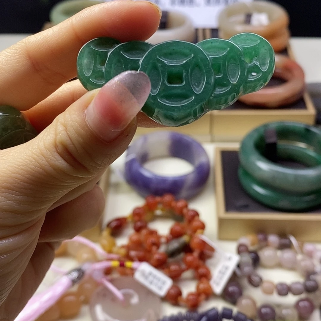 幸***鱼合金手镯石英质玉（非洲翠）