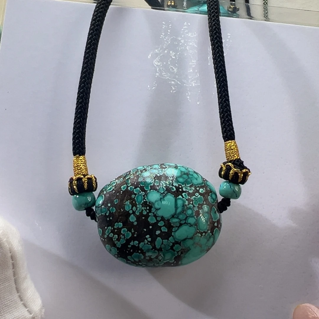 绿松石未镶嵌挂件