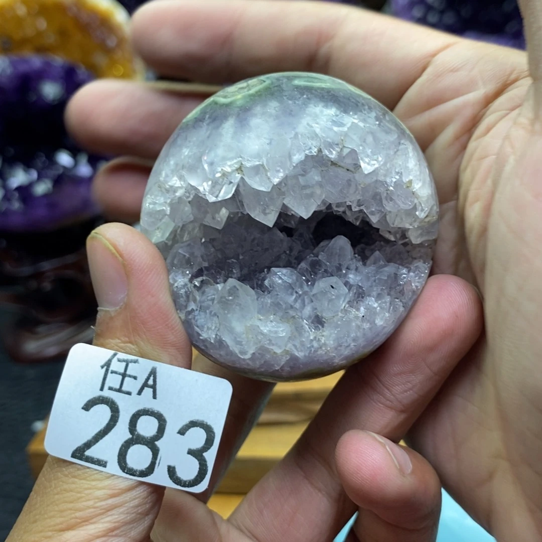 水晶大型摆件（非配饰）未镶嵌