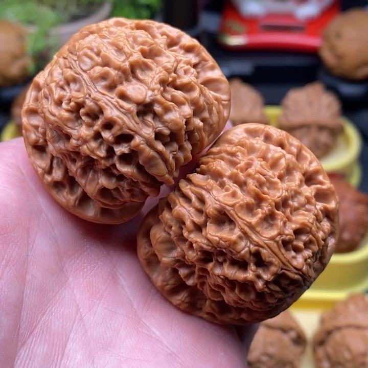 【闪购商品】文玩核桃吊坠46大南疆