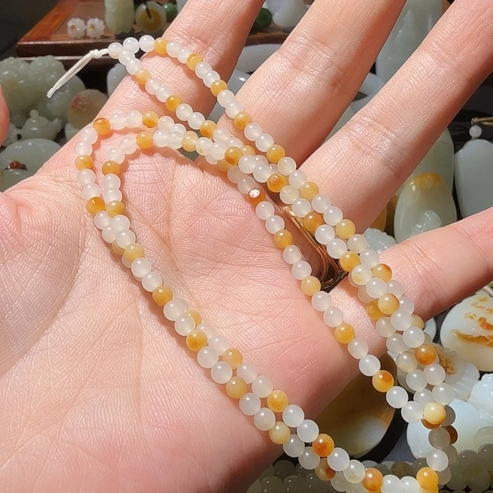 颈饰未镶嵌和田玉