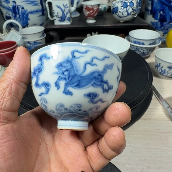 正***戒摆件青花花卉小小摆件