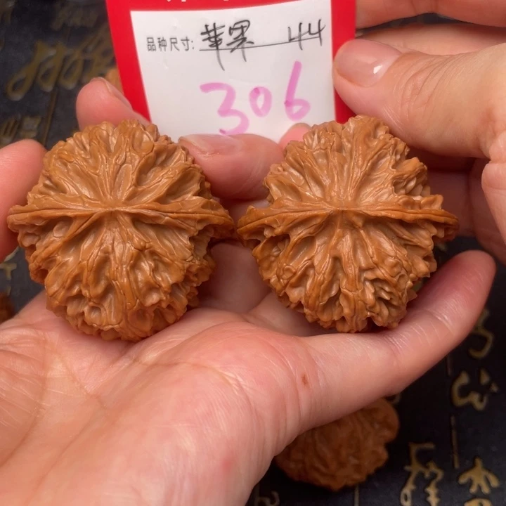 吊坠桃核文玩的好